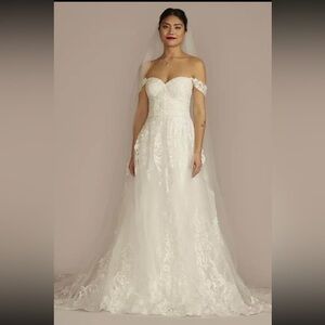 NWT Oleg Cassini CWG954 Wedding Dress